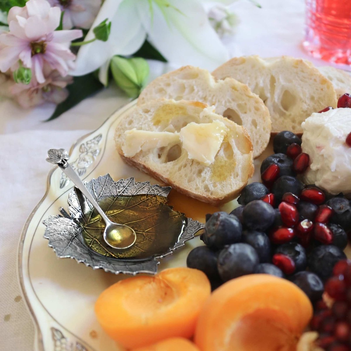 Grape leaf salt bowl and spoon set for sauces, salts and seasonings with honey and fruit, Made in the USA