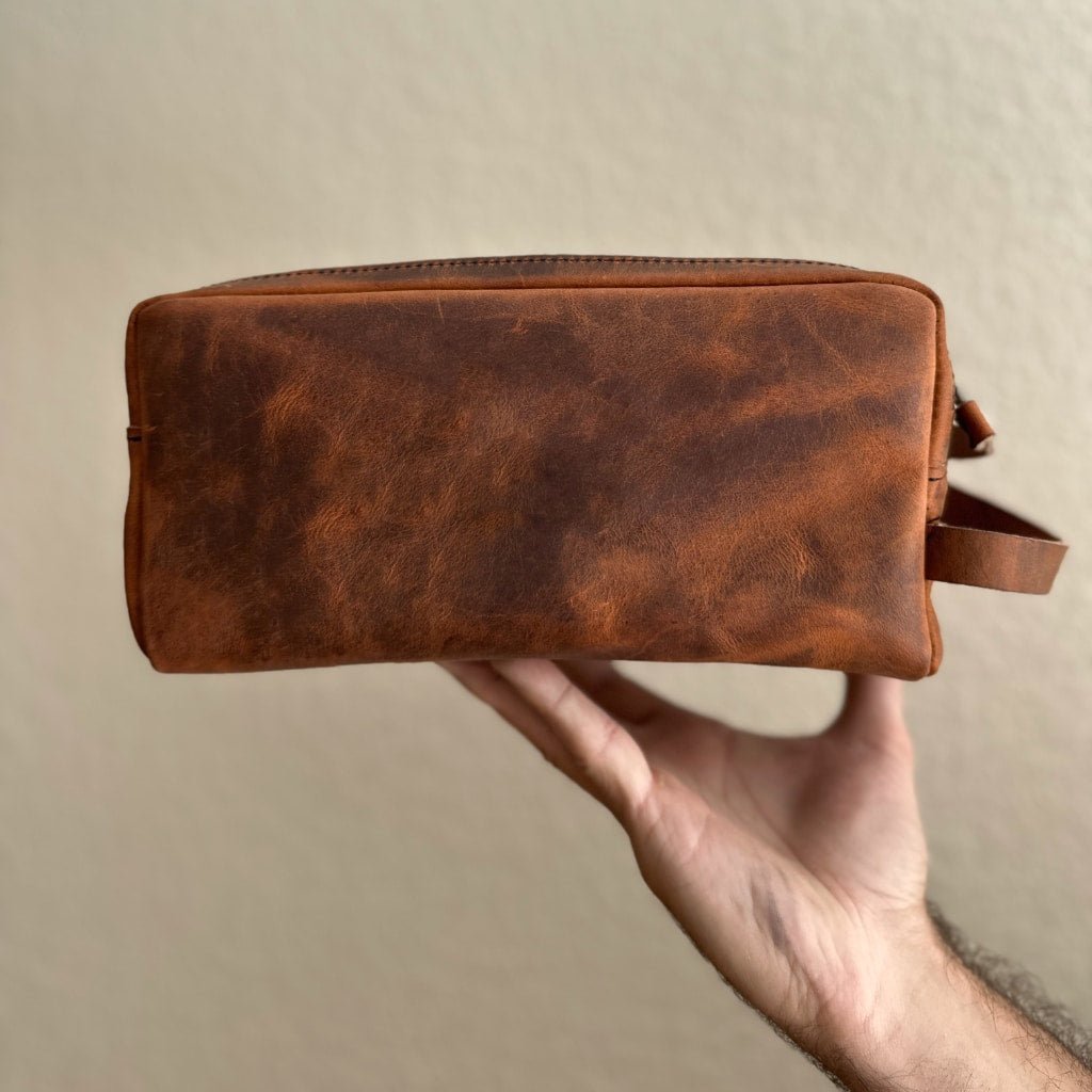 HAPPY EXTRA, Dopp Kit, Toiletry Bag, Hard Times in Copper