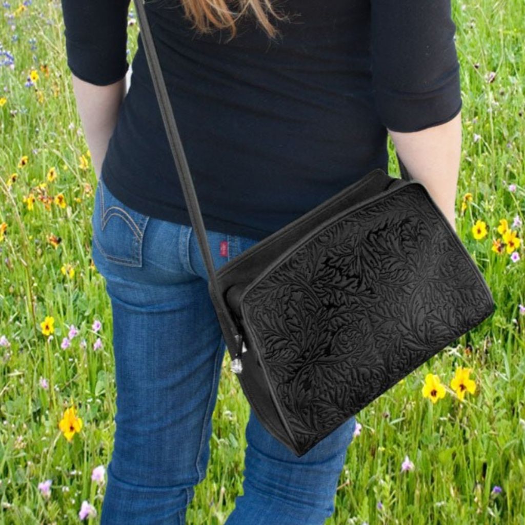 Retro Crossbody, Acanthus Leaf, Black - Model