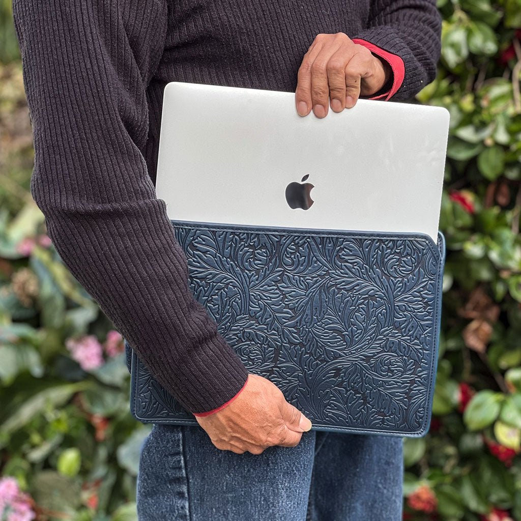 Oberon Design Genuine Leather Laptop Sleeve, MacBook Case, Tablet Cover, Acanthus, Navy