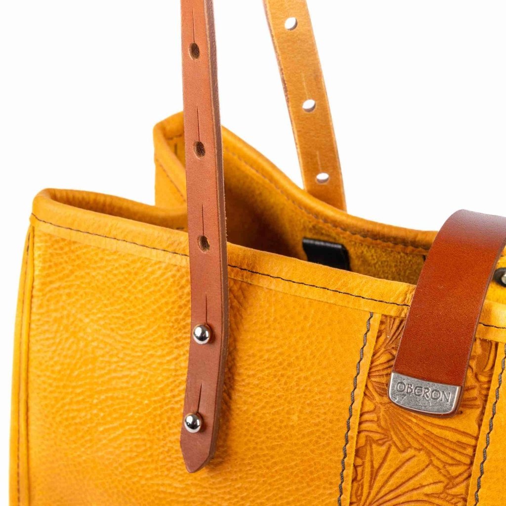 Leather Tote, Sonoma, Adventure, Ginkgo in Amber close up